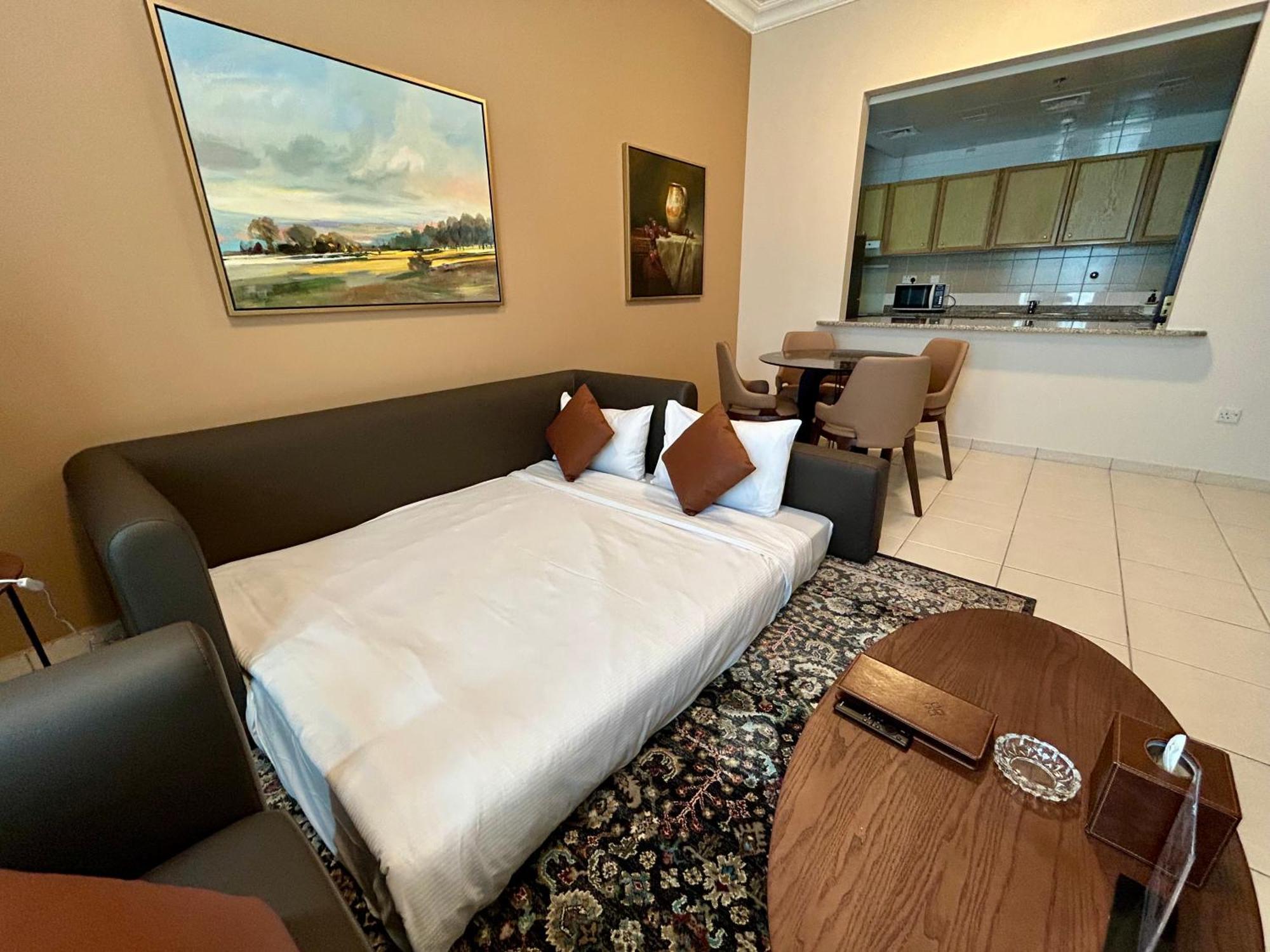 Al Nakheel Hotel Apartments Abu Dhabi Bagian luar foto