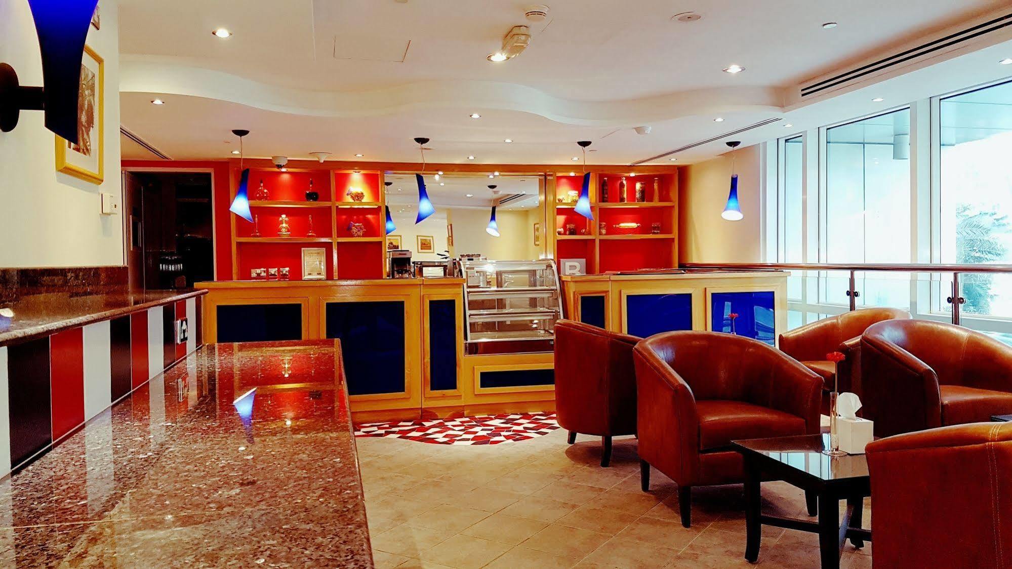 Al Nakheel Hotel Apartments Abu Dhabi Bagian luar foto